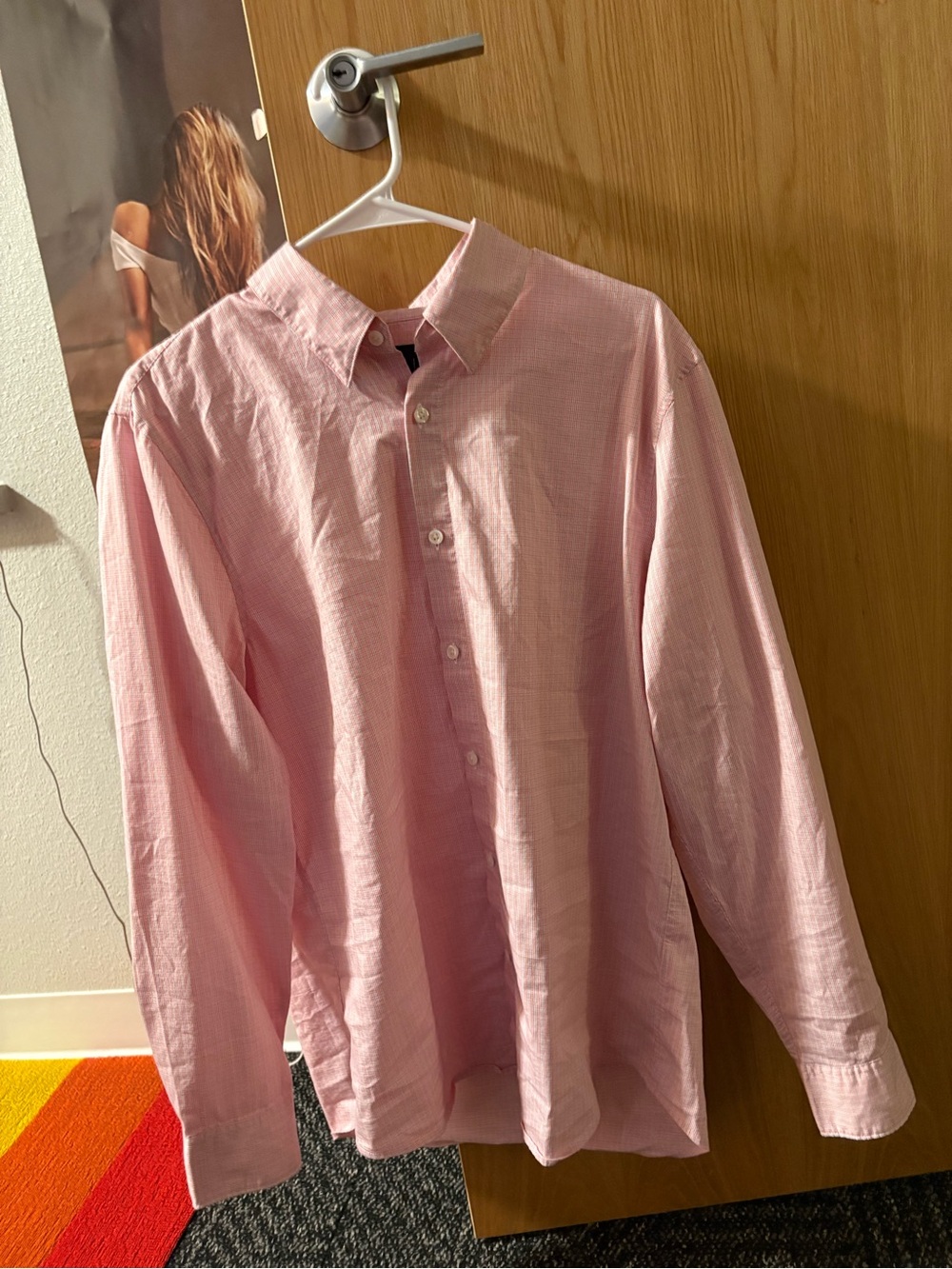 men’s pink and white abercrombie striped button down size L